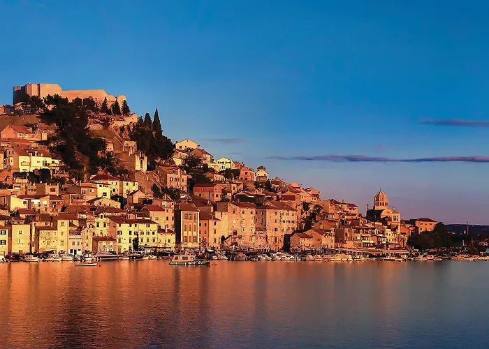 Stunning In Apartamento Brodarica (Sibenik-Knin)